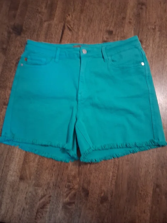 Judy Blue NWOT Teal Garment Dyed Mid Rise Frayed Hem Shorts XL - Picture 2 of 7